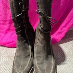 Franco Sarto wedge suede short boots